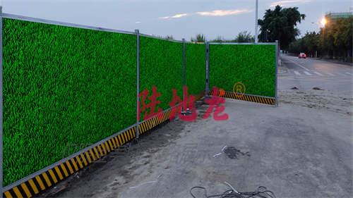 围挡上的立体绿化模块冬季养护有哪些注意事项(图1)