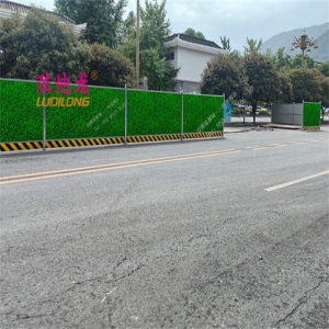 陆地龙加工厂定制的围挡尺寸误差能控制到多少以内